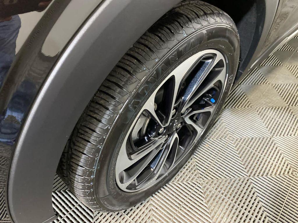 used 2023 Chevrolet Bolt EUV car, priced at $21,400