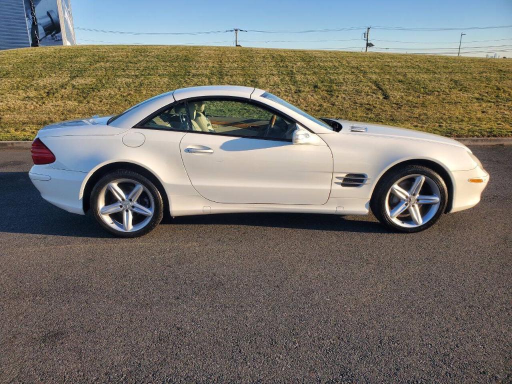 used 2006 Mercedes-Benz SL-Class car, priced at $13,995