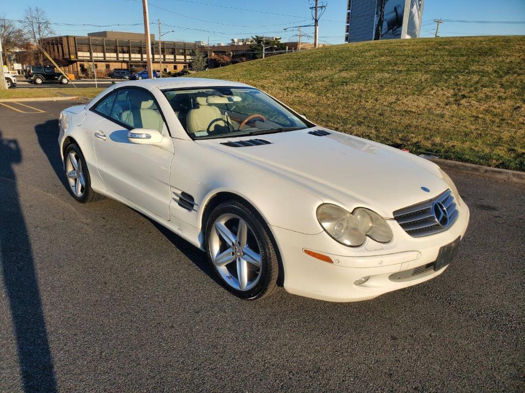 used 2006 Mercedes-Benz SL-Class car, priced at $13,995