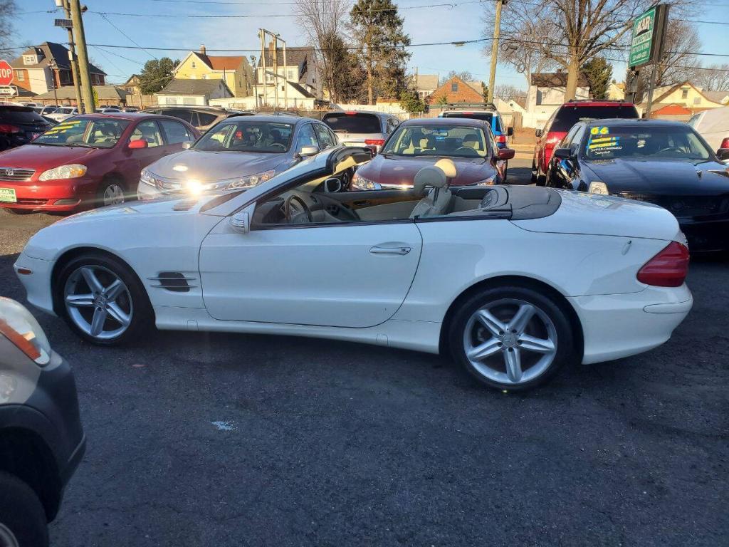 used 2006 Mercedes-Benz SL-Class car, priced at $13,995