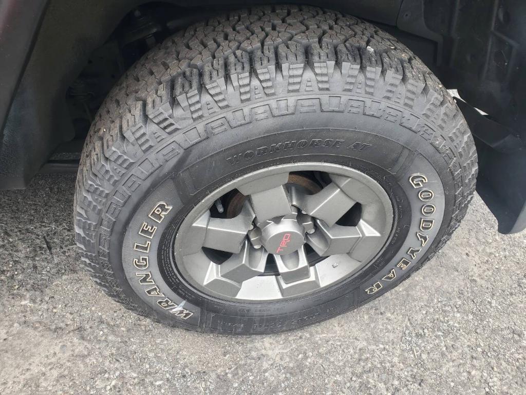 used 2007 Toyota FJ Cruiser car, priced at $13,995