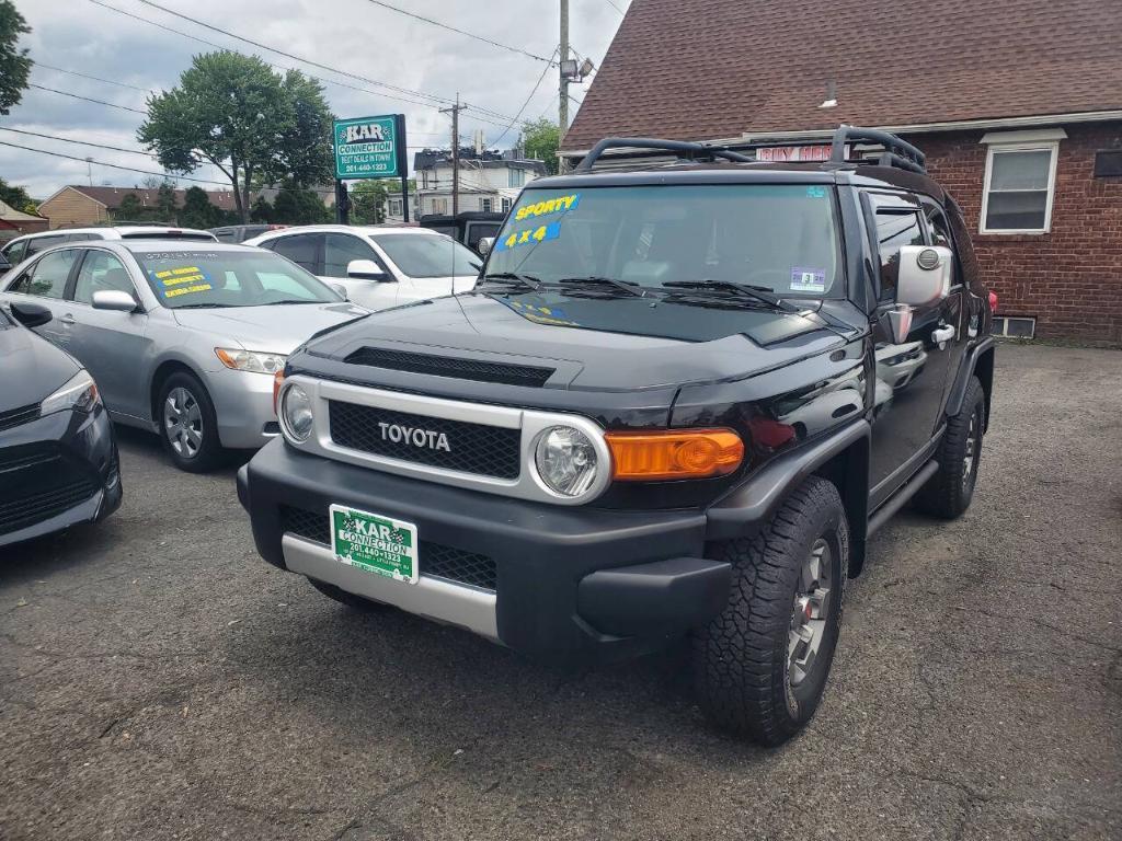 used 2007 Toyota FJ Cruiser car, priced at $13,995