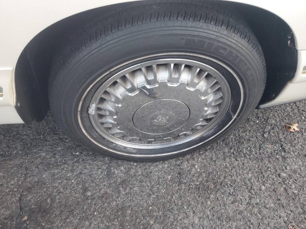 used 1999 Cadillac DeVille car, priced at $9,995