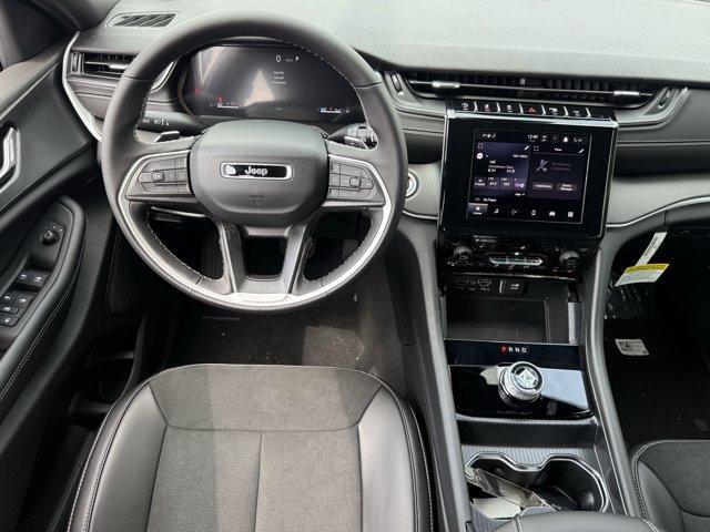 new 2025 Jeep Grand Cherokee car, priced at $40,578
