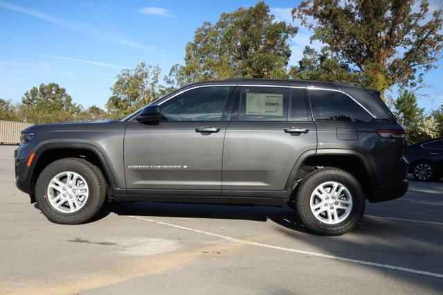 new 2025 Jeep Grand Cherokee car, priced at $37,325