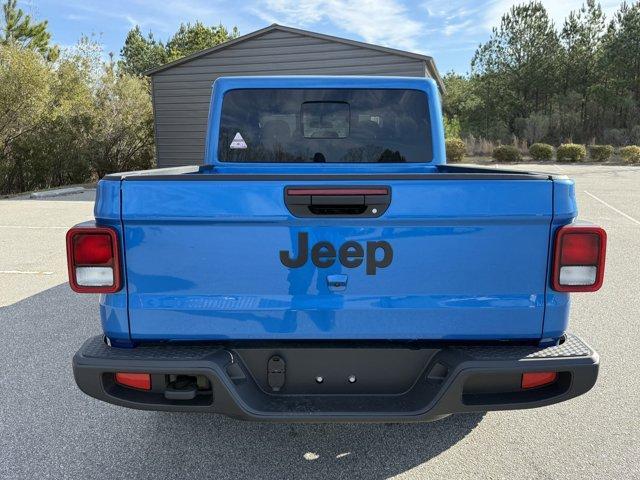 new 2025 Jeep Gladiator car, priced at $41,942