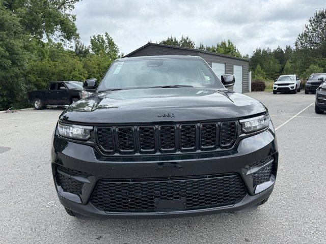 new 2025 Jeep Grand Cherokee L car, priced at $42,420