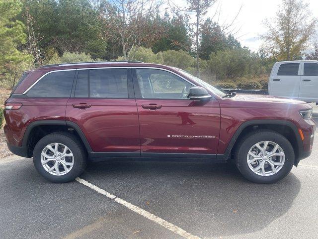 used 2023 Jeep Grand Cherokee car, priced at $31,082