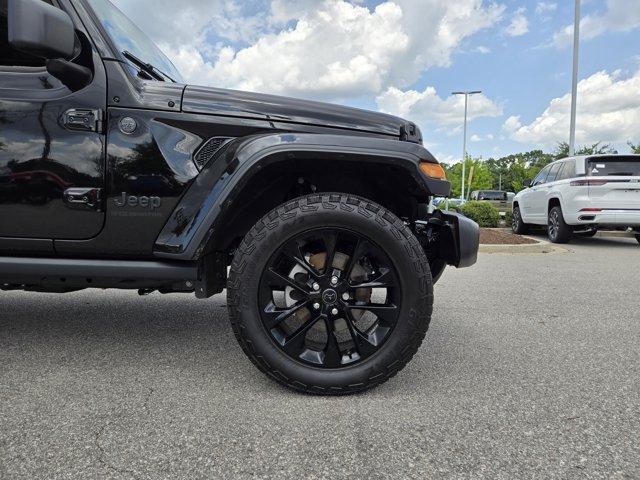 new 2025 Jeep Gladiator car, priced at $38,692