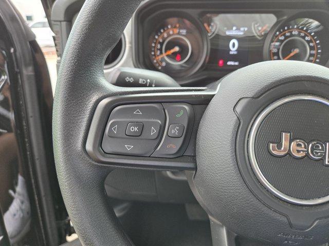 new 2025 Jeep Gladiator car, priced at $38,692