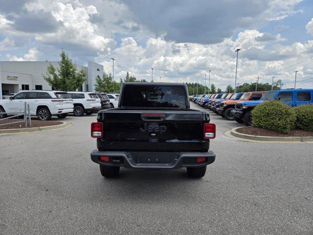 new 2025 Jeep Gladiator car, priced at $38,692