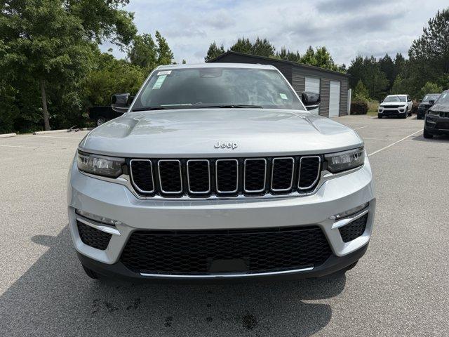 new 2025 Jeep Grand Cherokee car, priced at $45,737