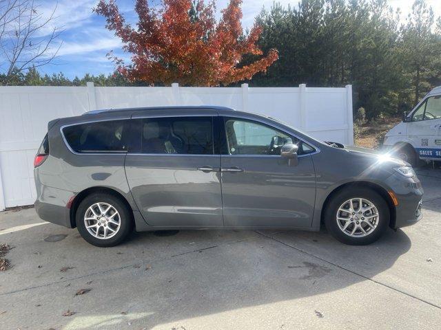 used 2021 Chrysler Pacifica car, priced at $22,990