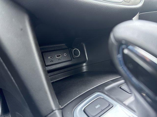 used 2023 Chevrolet Equinox car, priced at $23,990