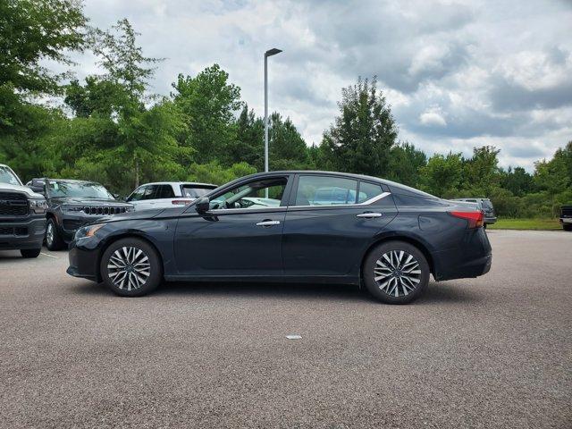 used 2023 Nissan Altima car, priced at $22,990
