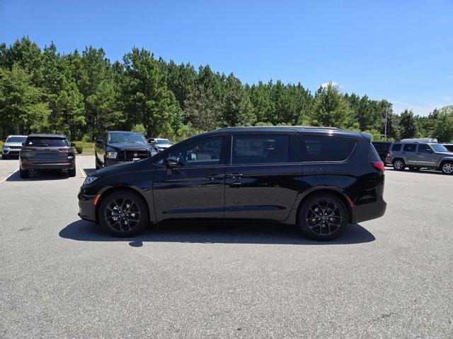 new 2026 Chrysler Pacifica car, priced at $48,077