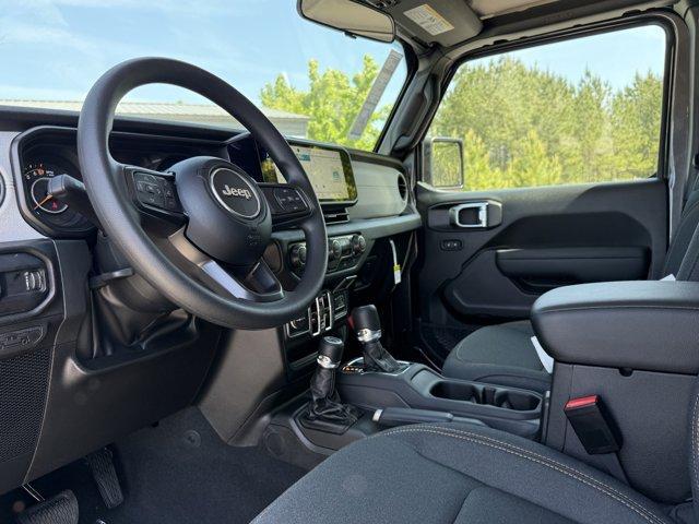new 2025 Jeep Gladiator car, priced at $45,480