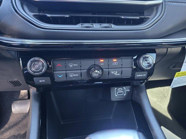 new 2026 Jeep Compass car, priced at $31,014