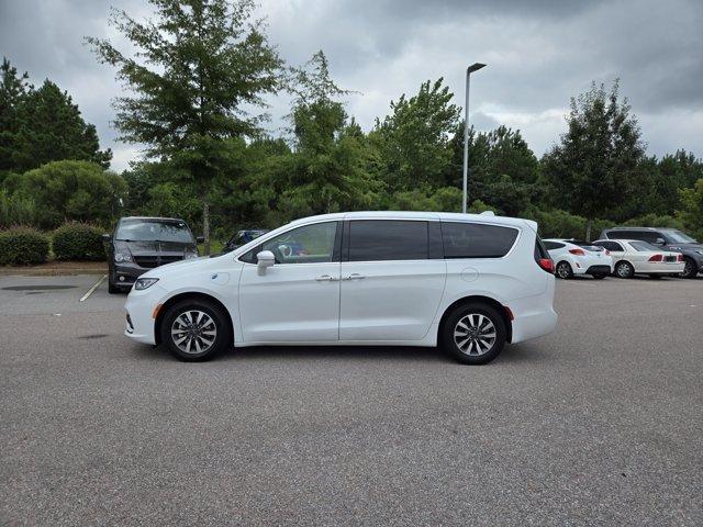 used 2022 Chrysler Pacifica Hybrid car, priced at $32,990
