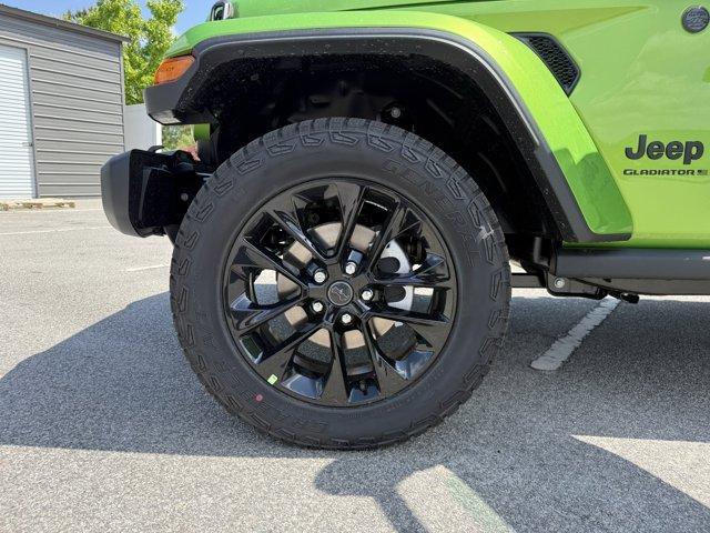 new 2025 Jeep Gladiator car, priced at $45,480