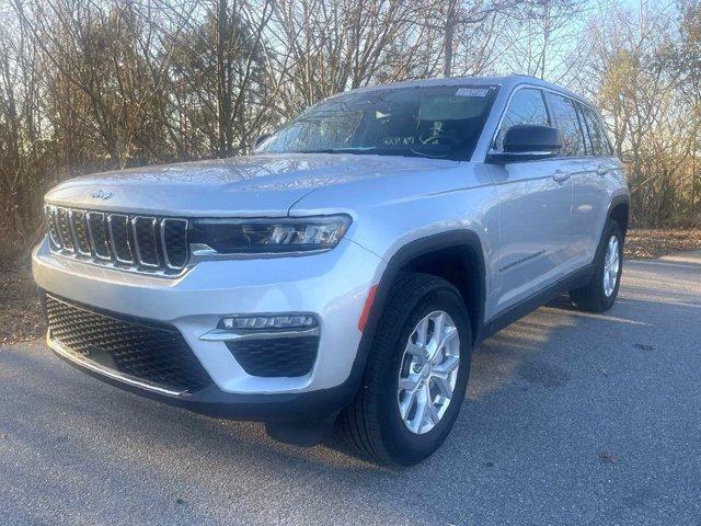 used 2023 Jeep Grand Cherokee car, priced at $28,990