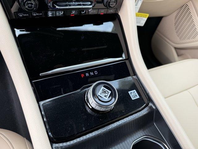 new 2025 Jeep Grand Cherokee car, priced at $43,892