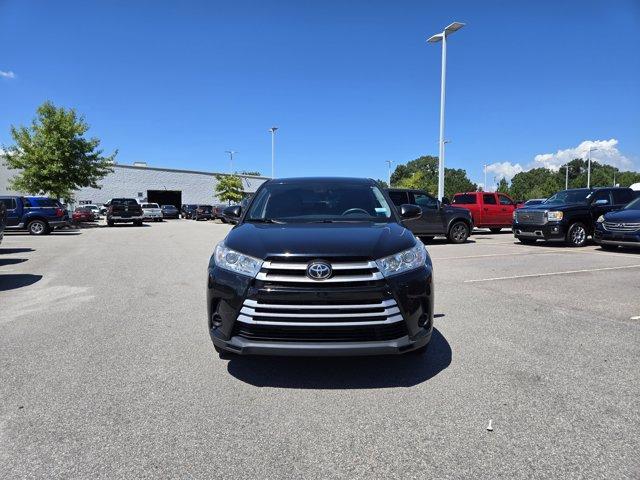used 2019 Toyota Highlander car, priced at $21,490