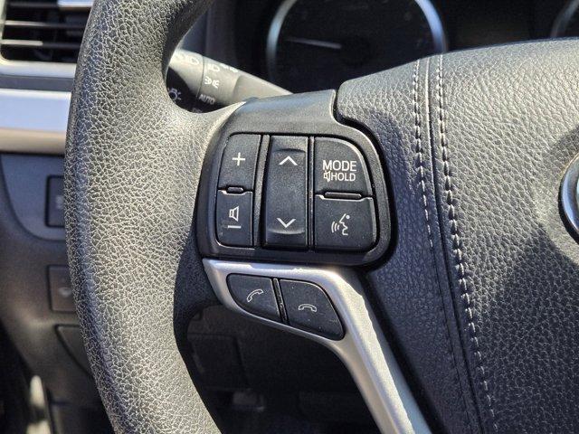 used 2019 Toyota Highlander car, priced at $21,490