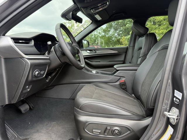 new 2025 Jeep Grand Cherokee L car, priced at $45,230