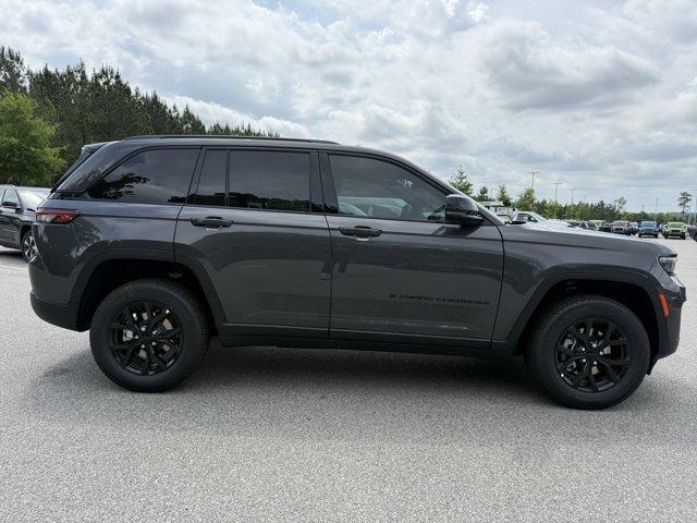 new 2025 Jeep Grand Cherokee L car, priced at $45,230
