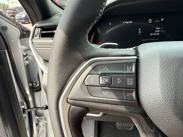 new 2025 Jeep Grand Cherokee car, priced at $42,168