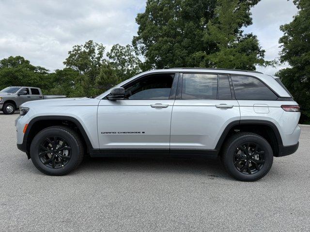 new 2025 Jeep Grand Cherokee car, priced at $42,168