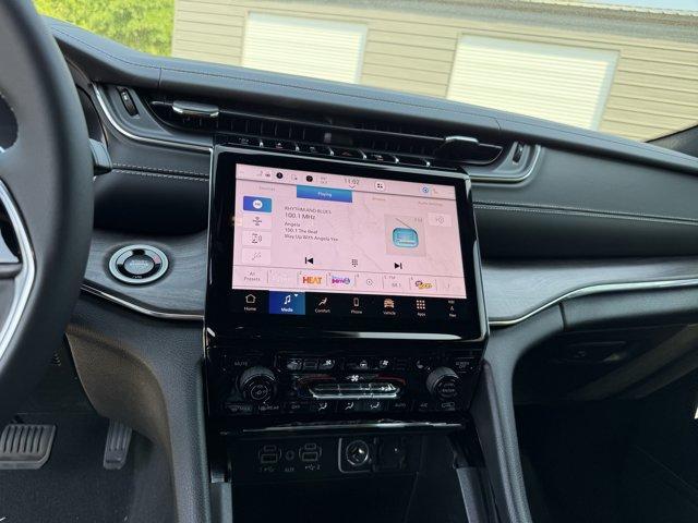 new 2025 Jeep Grand Cherokee L car, priced at $61,585