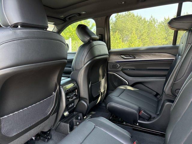 new 2025 Jeep Grand Cherokee L car, priced at $61,585