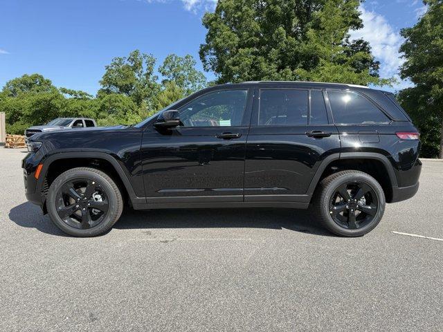new 2025 Jeep Grand Cherokee car, priced at $45,238