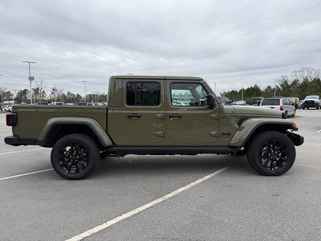 new 2025 Jeep Gladiator car, priced at $41,442