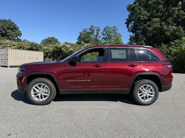 new 2025 Jeep Grand Cherokee car, priced at $40,375