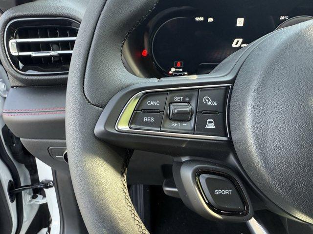 new 2025 Dodge Hornet car