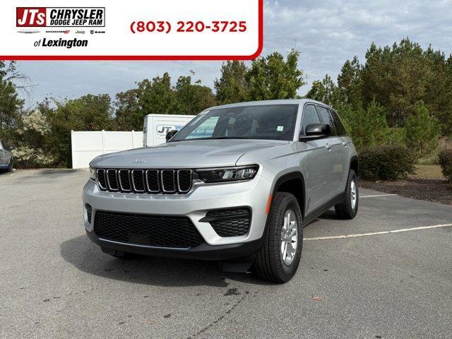 new 2025 Jeep Grand Cherokee car, priced at $37,325