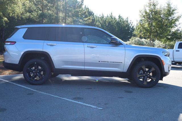 new 2025 Jeep Grand Cherokee L car, priced at $48,167