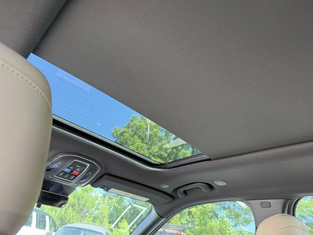 new 2025 Jeep Grand Cherokee car, priced at $48,371