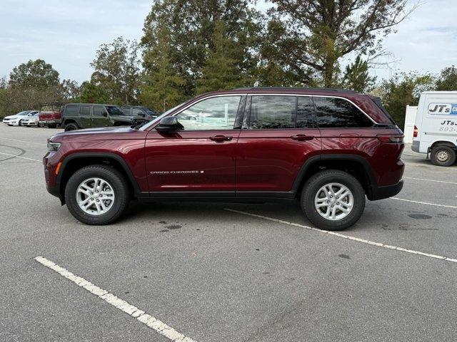 new 2025 Jeep Grand Cherokee car, priced at $37,325