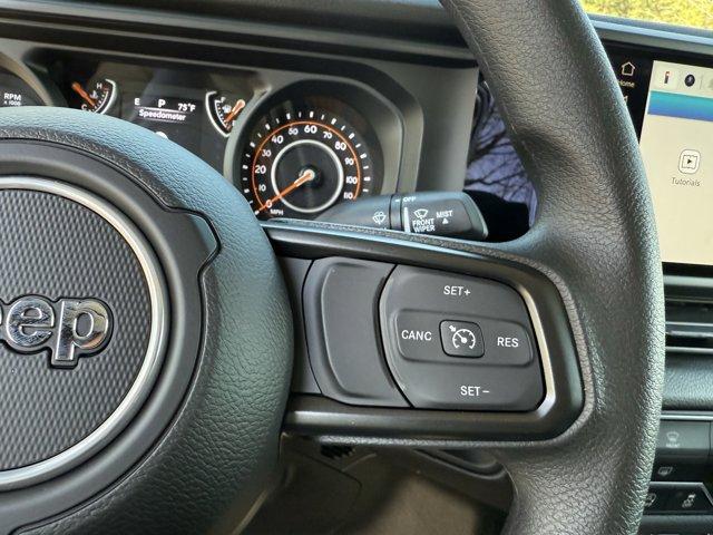 new 2025 Jeep Gladiator car, priced at $45,780
