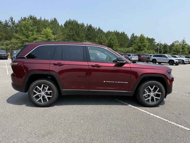 new 2025 Jeep Grand Cherokee car, priced at $45,495