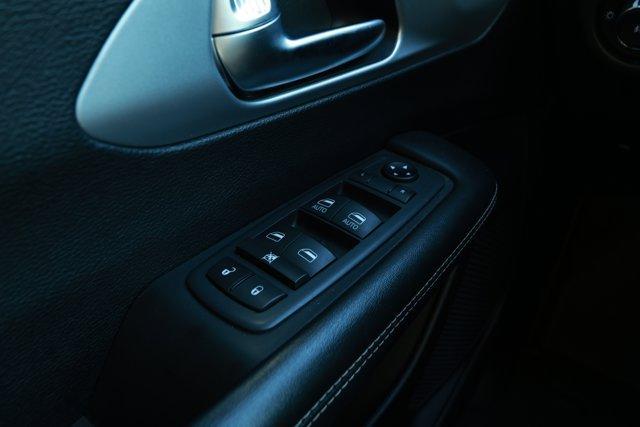 used 2020 Chrysler Pacifica car, priced at $17,990