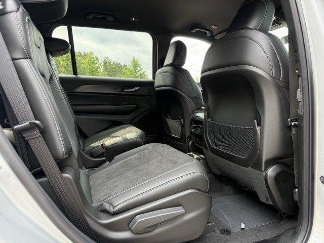 new 2025 Jeep Grand Cherokee L car, priced at $42,420