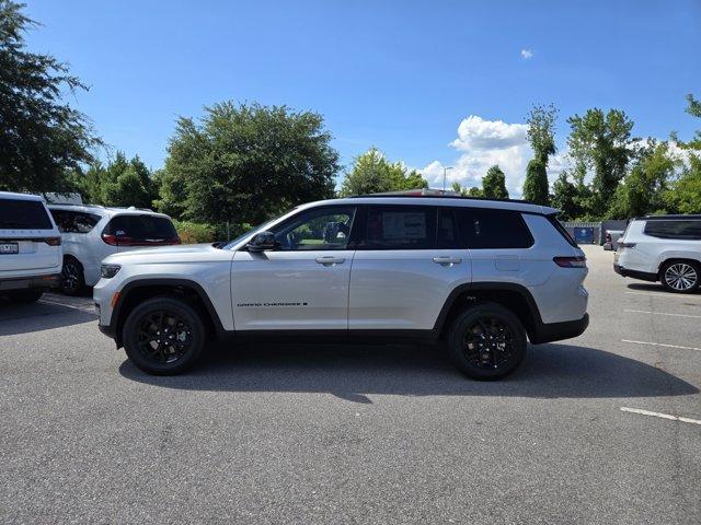 new 2025 Jeep Grand Cherokee L car, priced at $39,628