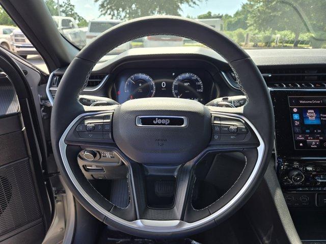 new 2025 Jeep Grand Cherokee L car, priced at $39,628