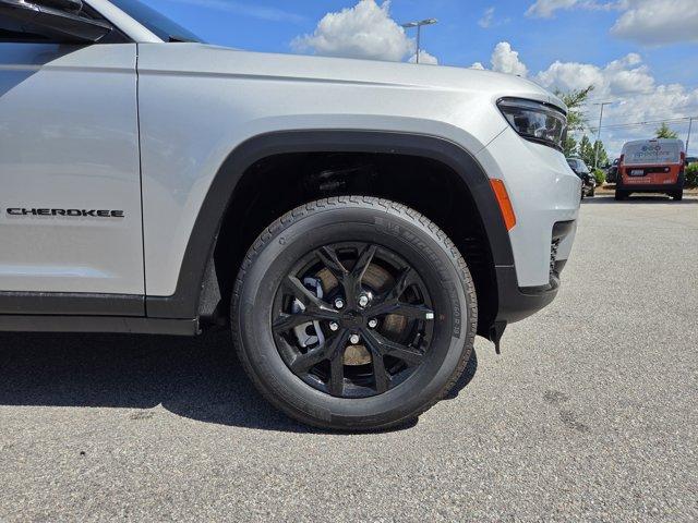 new 2025 Jeep Grand Cherokee L car, priced at $39,628