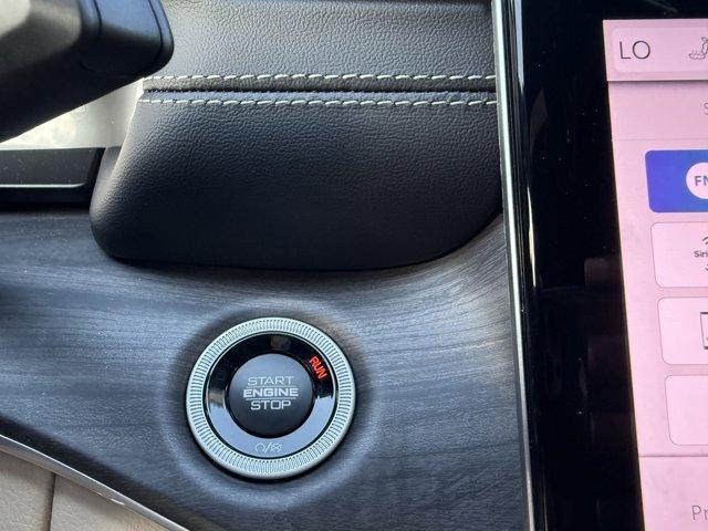 new 2025 Jeep Grand Cherokee car, priced at $42,933